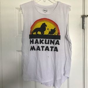 “Hakuna Matata” Disney muscle tee!!